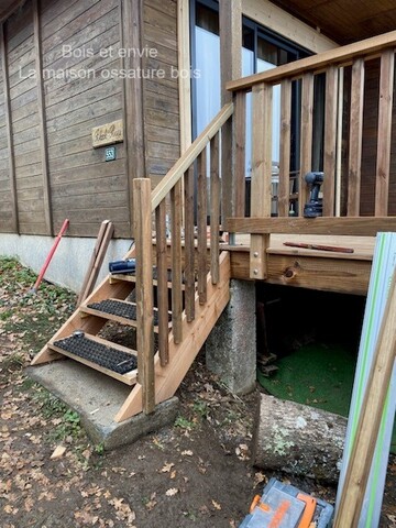 Remplacement et agrandissement d’une terrasse bois et modification d’une ouverture à ANGLES (TARN)