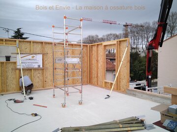 Fabrication de murs à ossature bois en Occitanie